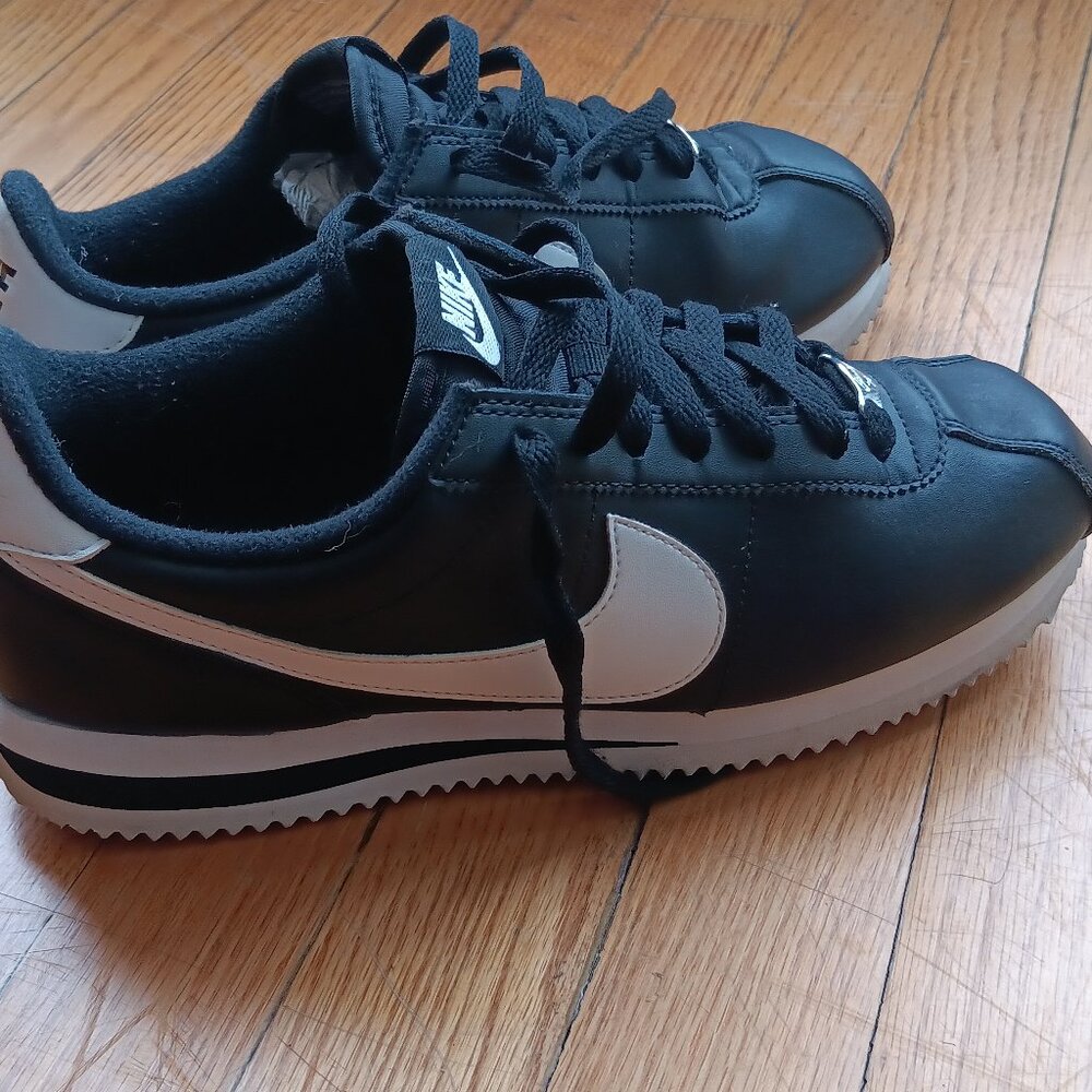 Men's Nike Cortez 'Black White' 2023 Used Size 8 (41)